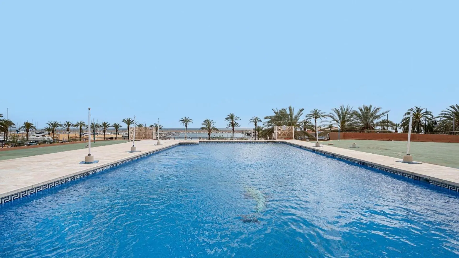 Beachfront Apartment With Terrace And Seaviews Fuengirola Espagne